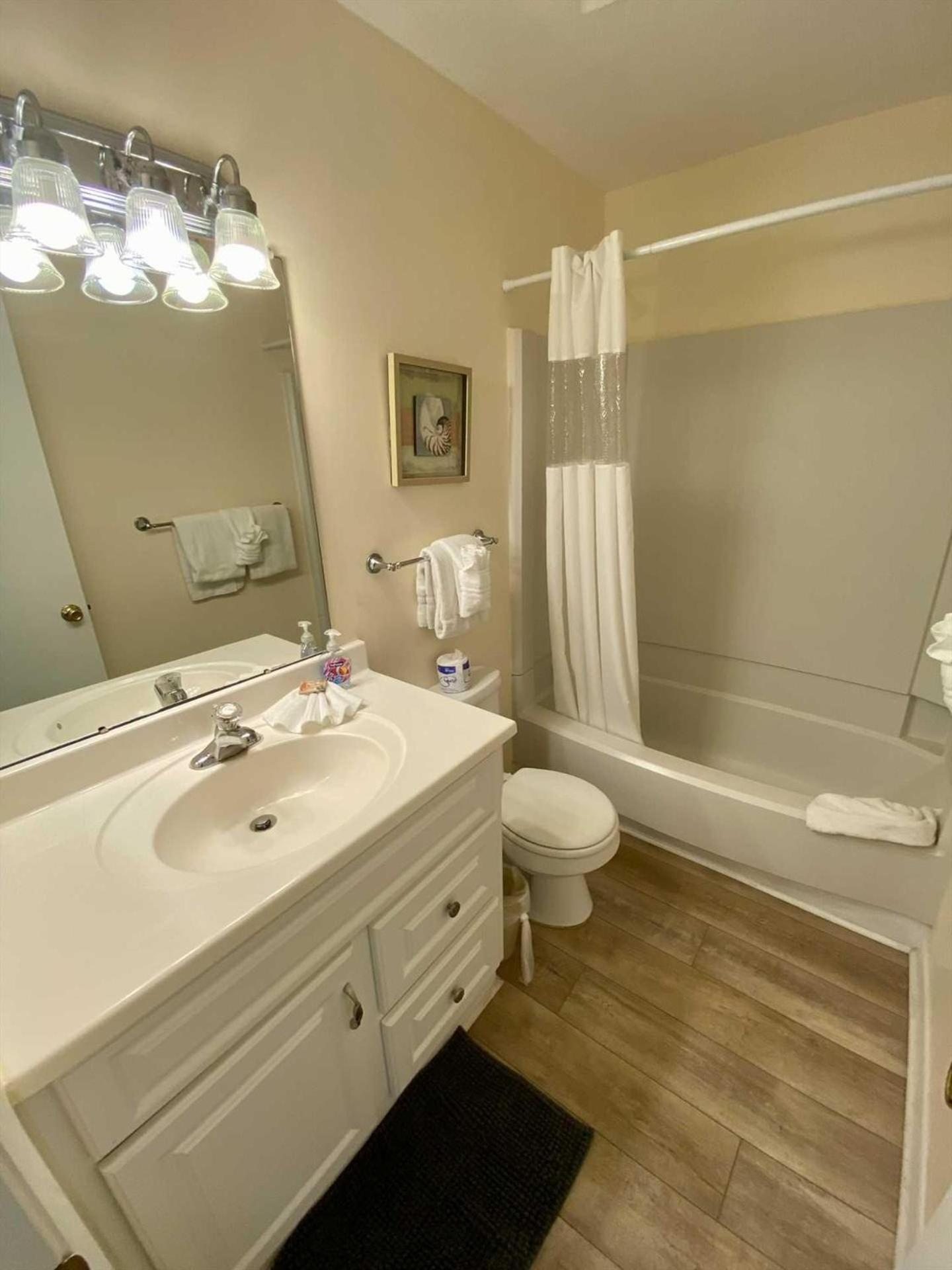 Lighthouse Point Rental 8B タイビーアイランド エクステリア 写真