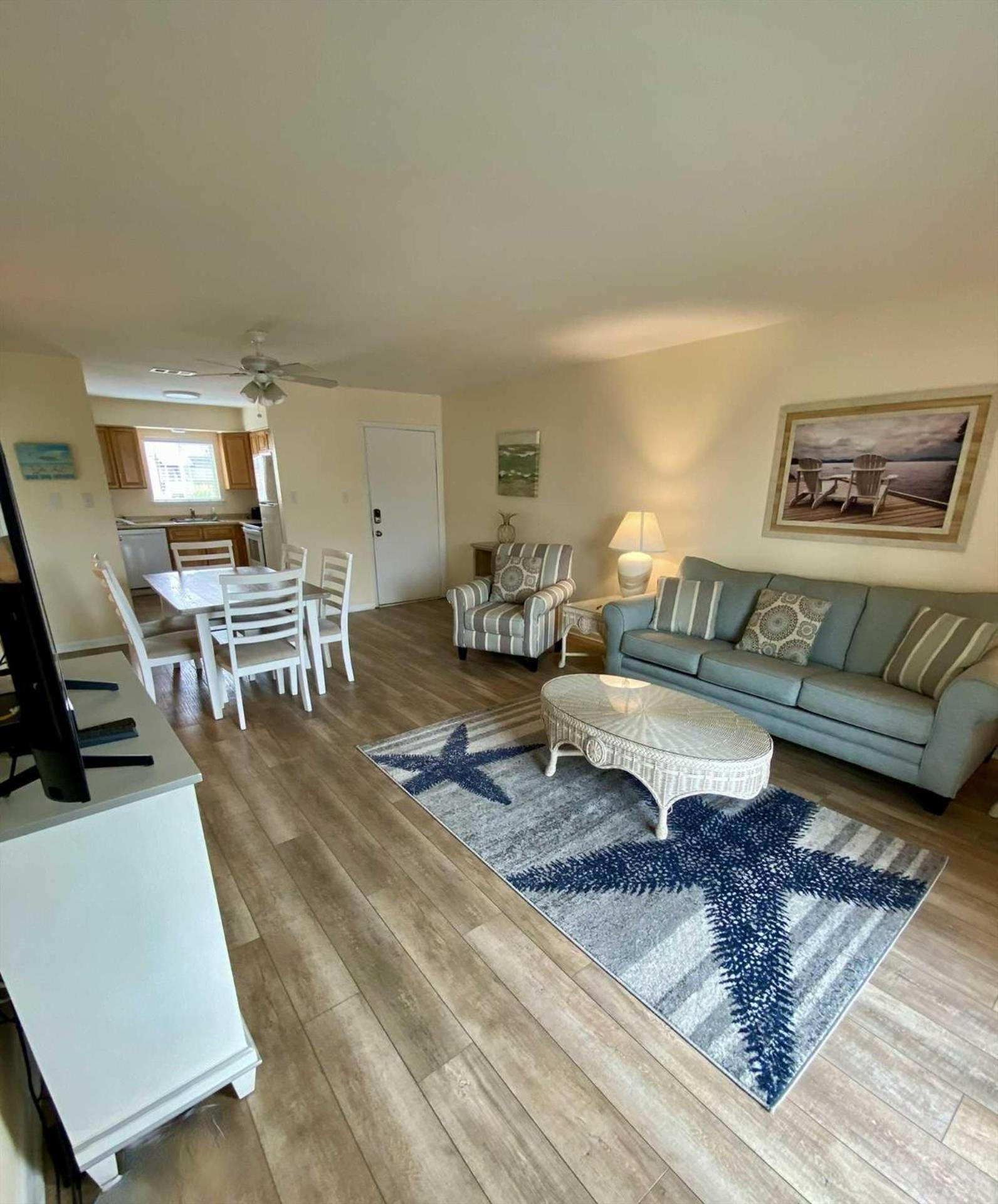Lighthouse Point Rental 8B タイビーアイランド エクステリア 写真